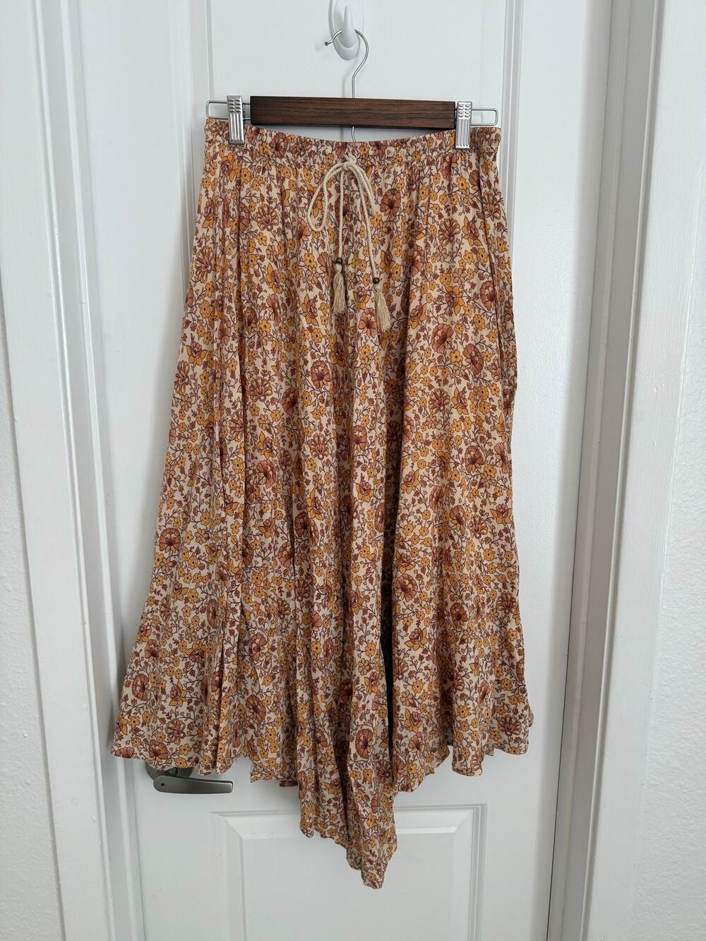 Spell Sundown Kerchief Skirt in Spice Floral Print Drawstrjng Waist Size Small